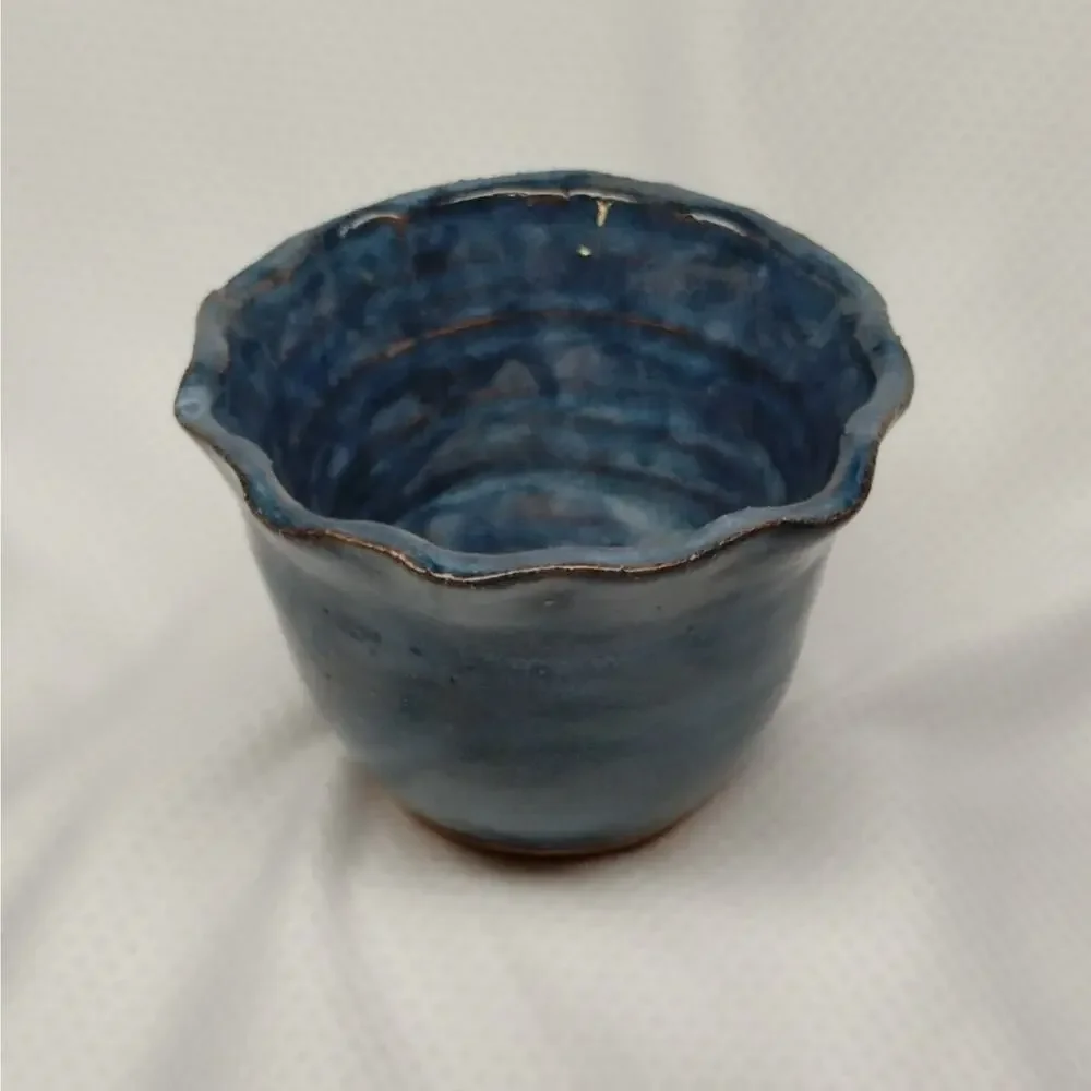 Studio Pottery Planter Blue Glaze Scalloped Edge Footed Hand Thrown Signed 5-In